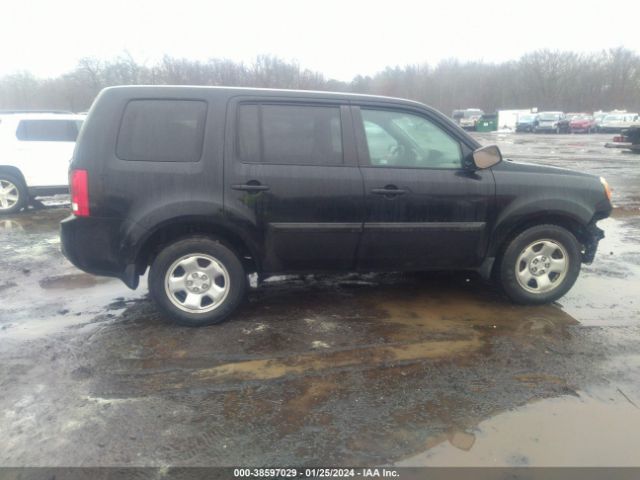 5FNYF4H20FB049465 Honda PILOT LX