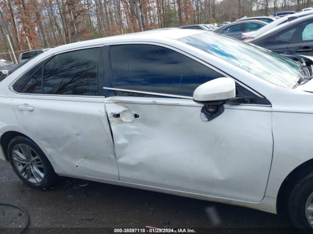 4T1BF1FK1GU245734 Toyota CAMRY SE