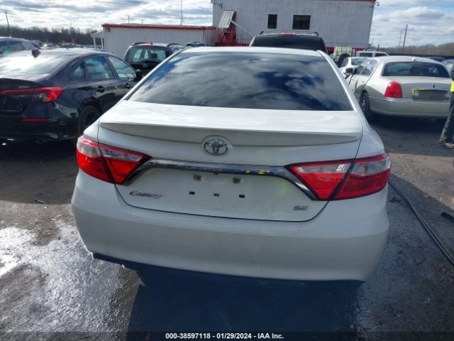 4T1BF1FK1GU245734 Toyota CAMRY SE