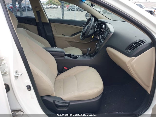 KIA Optima Lx 2015 KNAGM4A7XF5558307 Image 5