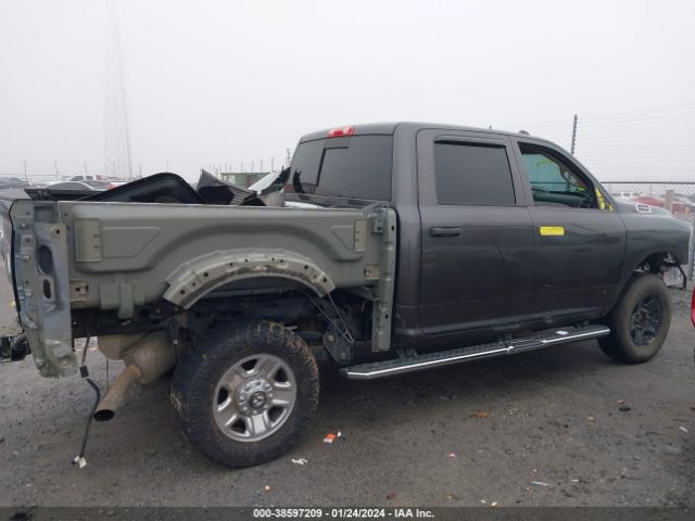 3C6UR5CJ8LG235584 RAM 2500 Tradesman  4x4 6'4 Box