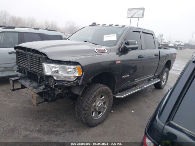 3C6UR5CJ8LG235584 RAM 2500 Tradesman  4x4 6'4 Box