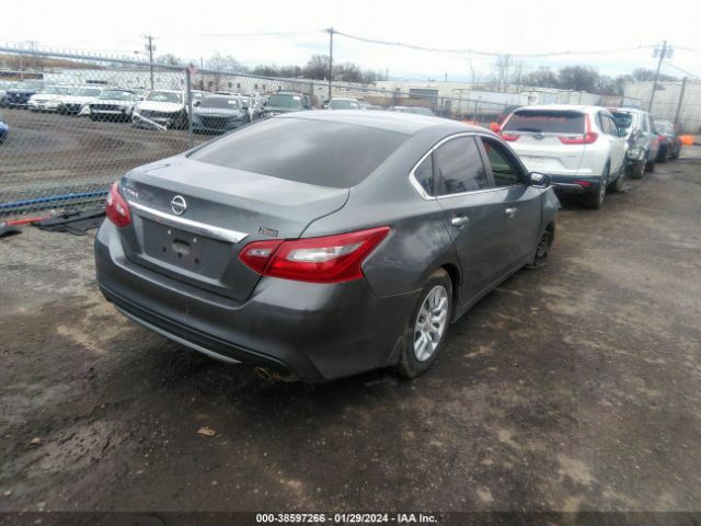 1N4AL3AP9JC284646 Nissan Altima 2.5 S