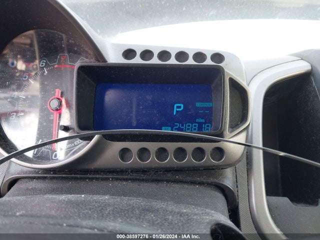 Chevrolet Sonic Ls Auto 2015 1G1JA6SG3F4129990 Image 7