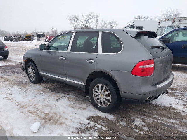 2008 PORSCHE CAYENNE WP1AA29P98LA29714 Photo 2