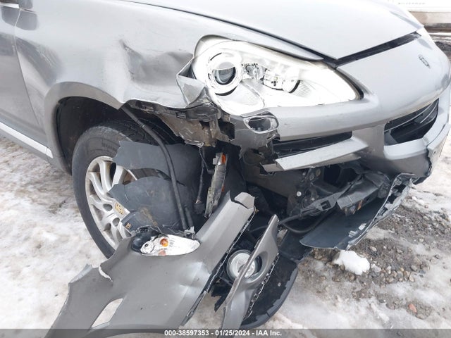 2008 PORSCHE CAYENNE WP1AA29P98LA29714 Photo 5