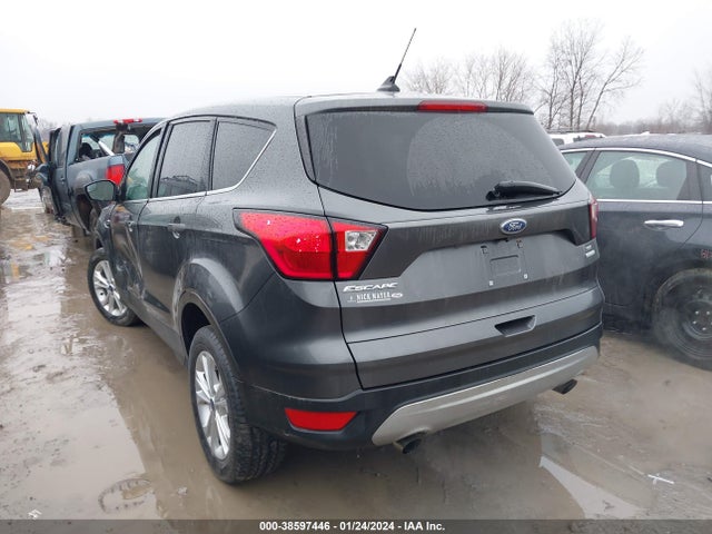 Ford ESCAPE SE 2019 1FMCU0GD4KUB22703 Image 3
