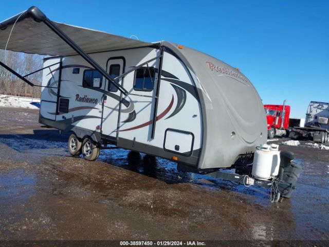 2015 RADIANCE R-22RBDS 5RXTF2221F2203964