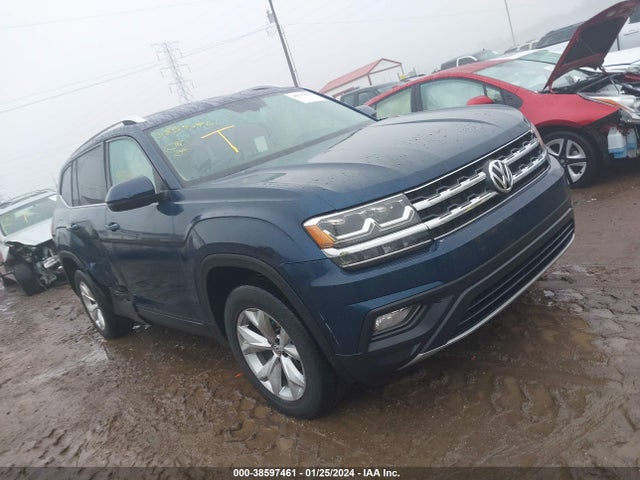 2018 1V2KR2CA4JC590992 main image