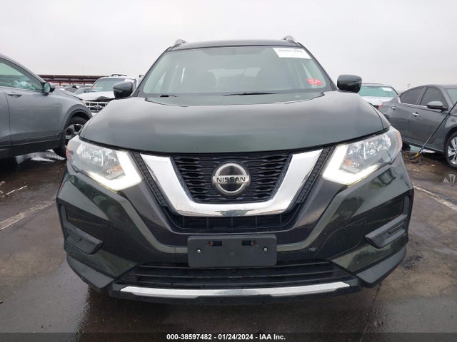 2018 NISSAN ROGUE SV VIN: 5N1AT2MV4JC820901