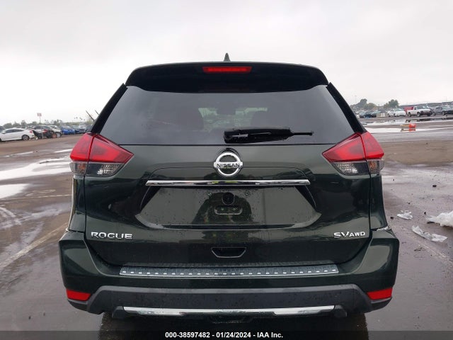 2018 NISSAN ROGUE SV VIN: 5N1AT2MV4JC820901