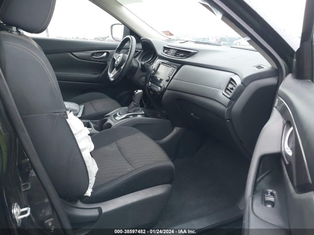 2018 NISSAN ROGUE SV VIN: 5N1AT2MV4JC820901
