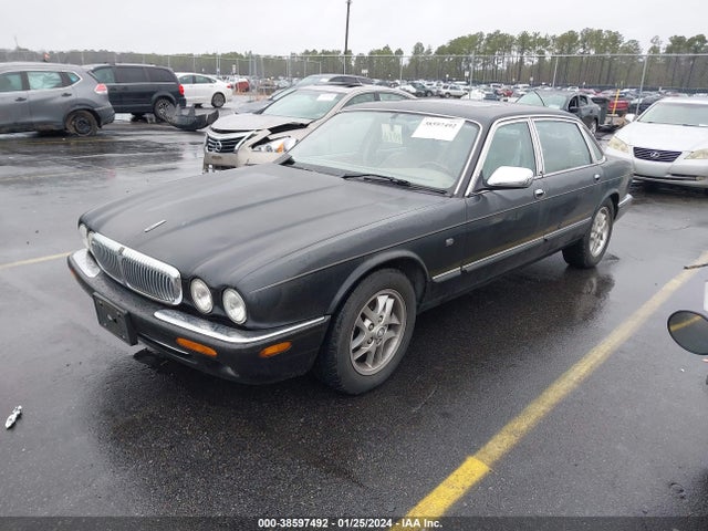 1999 JAGUAR XJ8 SAJKD6040XC867251 Photo 1