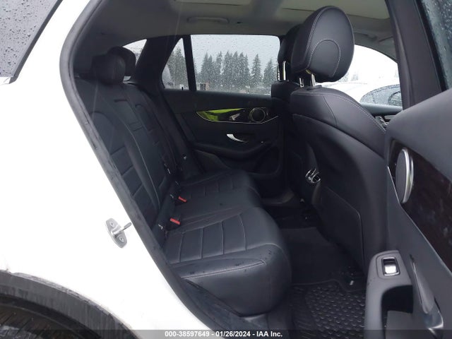 2016 MERCEDES-BENZ GLC 300 4MATIC VIN: WDC0G4KB2GF100457