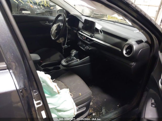 KIA Forte Lxs 2019 3KPF24AD7KE068111 Image 5