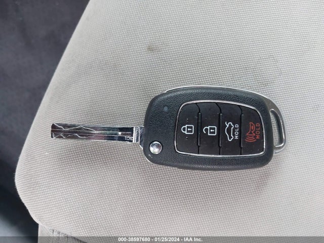 Hyundai SONATA SE 2019 5NPE24AF9KH753140 Image 11
