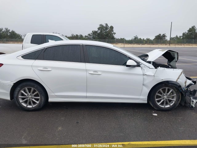 Hyundai SONATA SE 2019 5NPE24AF9KH753140 Image 13