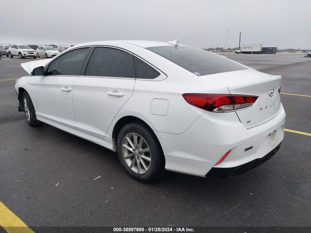 Hyundai SONATA SE 2019 5NPE24AF9KH753140 Image 3