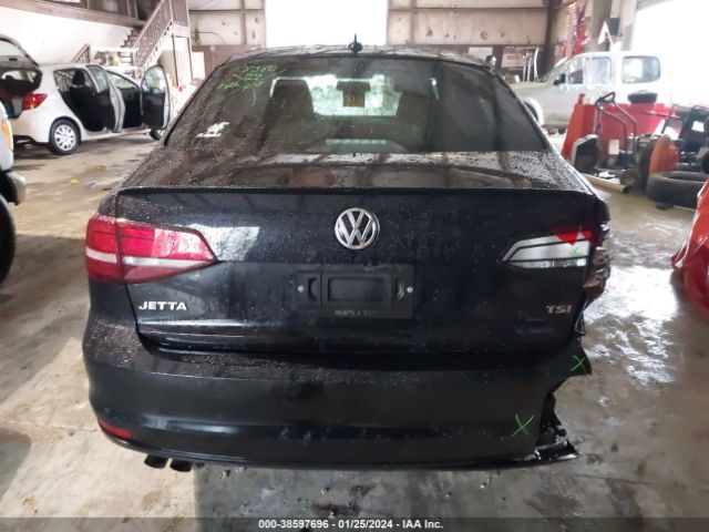 3VWD17AJ2GM411760 Volkswagen Jetta 1.8t Sport