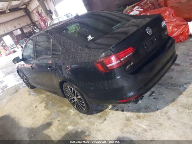 3VWD17AJ2GM411760 Volkswagen Jetta 1.8t Sport