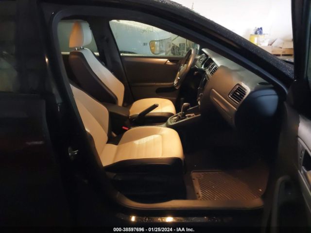 3VWD17AJ2GM411760 Volkswagen Jetta 1.8t Sport