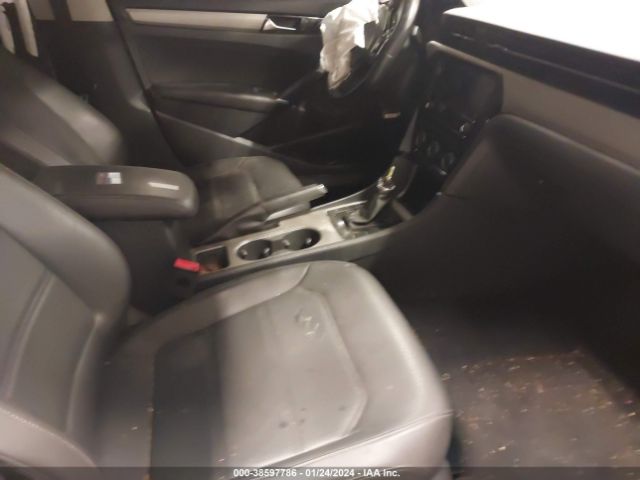 1VWSA7A39LC007083 Volkswagen Passat 2.0t Se