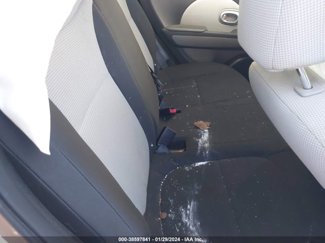 KIA Soul 2014 KNDJN2A2XE7032681 Image 8
