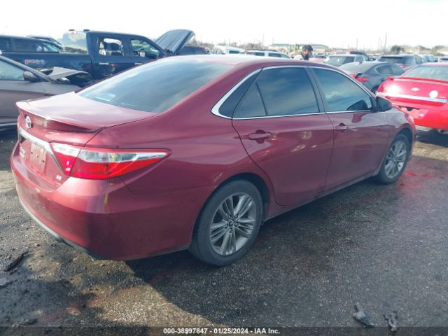 4T1BF1FK1HU698575 Toyota CAMRY SE