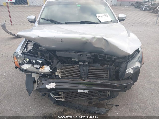 1VWAT7A37EC081157 Volkswagen Passat 1.8t S