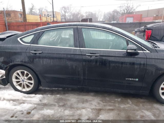 3FA6P0MU4KR136787 Ford Fusion Hybrid Sel