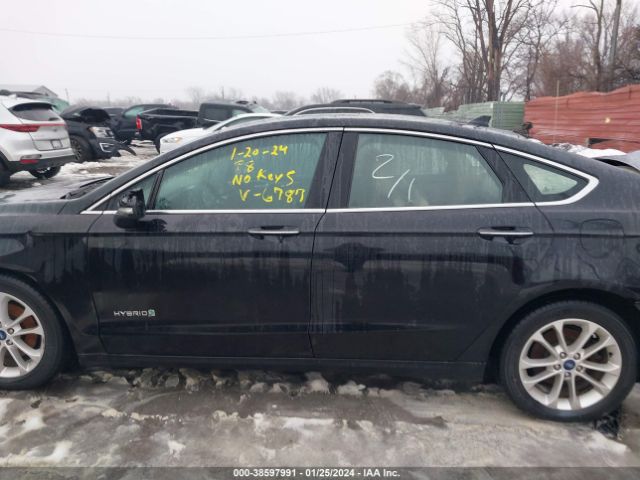 3FA6P0MU4KR136787 Ford Fusion Hybrid Sel