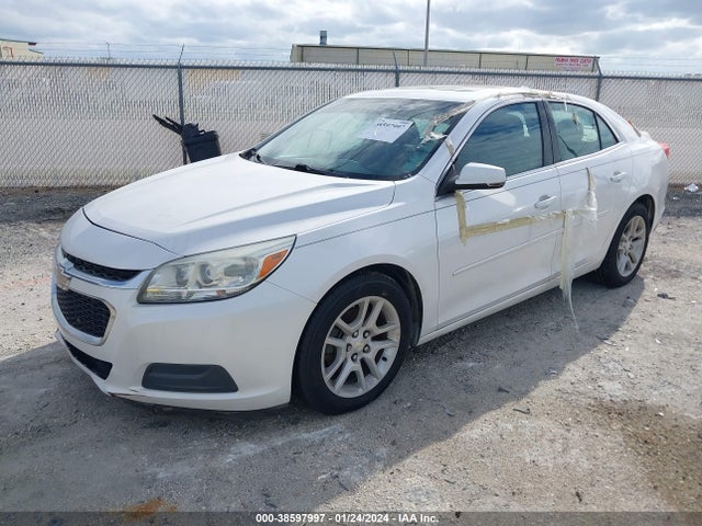 Chevrolet MALIBU 1LT 2015 1G11C5SL0FF216459 Image 2