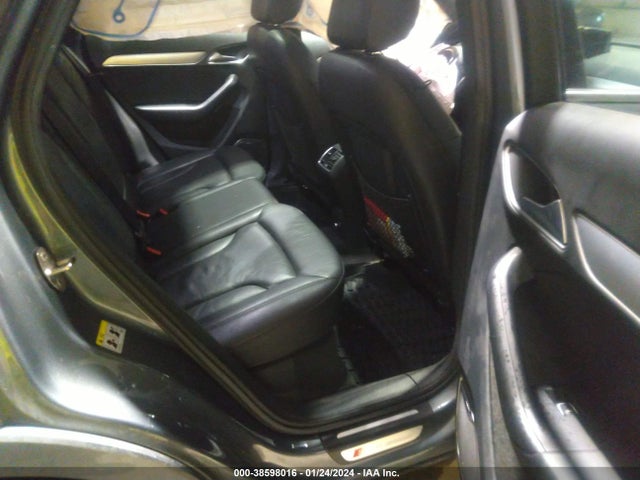 WA1GCCFS2HR013222 Audi Q3 2.0t Premium