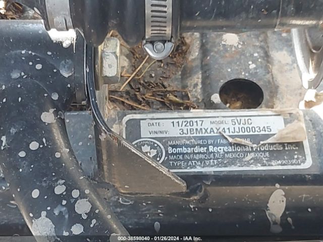 2018 CAN-AM RENEGADE 3JBMXAX41JJ000345 Photo 9