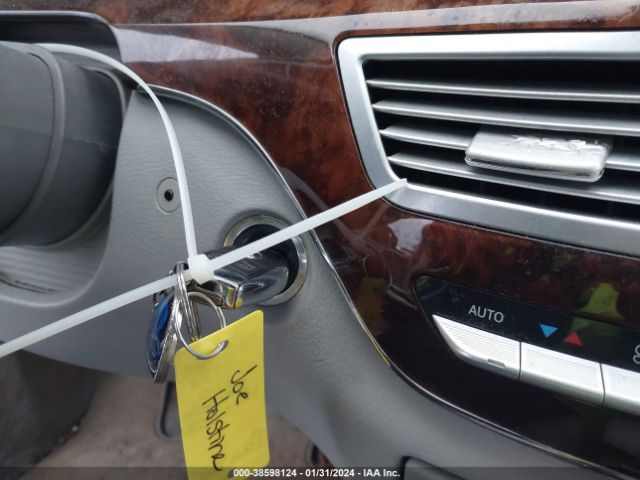 2010 MERCEDES-BENZ S 550 WDDNG8GB5AA320097 Photo 10