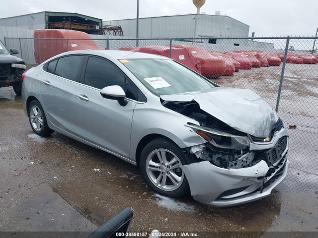 2017 1G1BE5SM7H7117612 main image