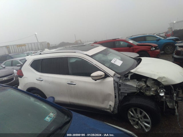 Nissan ROGUE SV 2018 JN8AT2MVXJW346427 Image 14