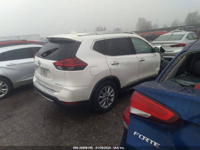 Nissan ROGUE SV 2018 JN8AT2MVXJW346427 Image 4