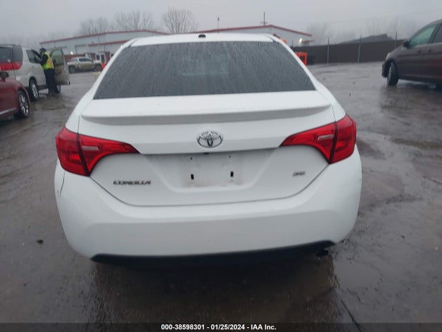 Toyota COROLLA SE 2017 5YFBURHE3HP721478 Image 16