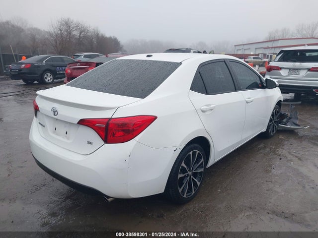 Toyota COROLLA SE 2017 5YFBURHE3HP721478 Image 4