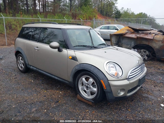 2009 MINI COOPER CLUBMAN WMWML33539TX34836 Photo 0