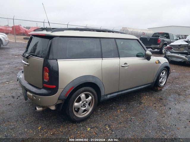 2009 MINI COOPER CLUBMAN WMWML33539TX34836 Photo 3