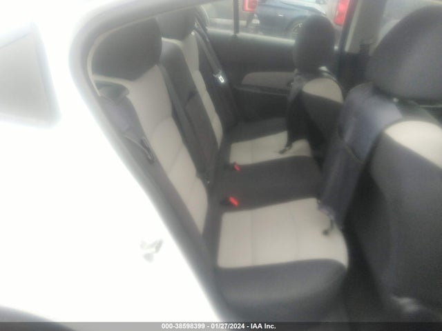 Chevrolet Cruze Ls Auto 2014 1G1PA5SH5E7203727 Image 8