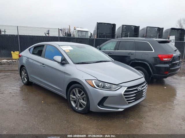 2017 5NPD84LF5HH120683 main image