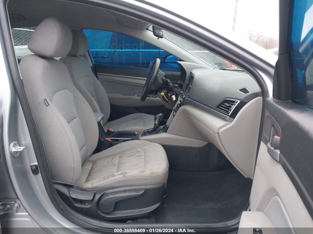 Hyundai ELANTRA SE 2017 5NPD84LF5HH120683 Image 5