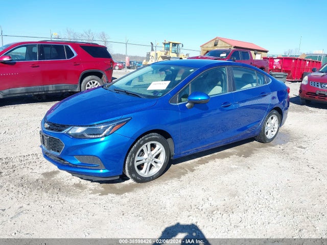 Chevrolet Cruze Lt Auto 2018 1G1BE5SM0J7241730 Image 2