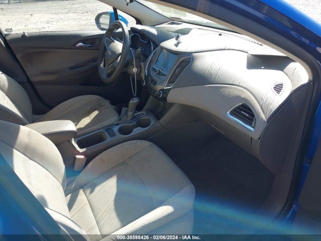 Chevrolet Cruze Lt Auto 2018 1G1BE5SM0J7241730 Image 5