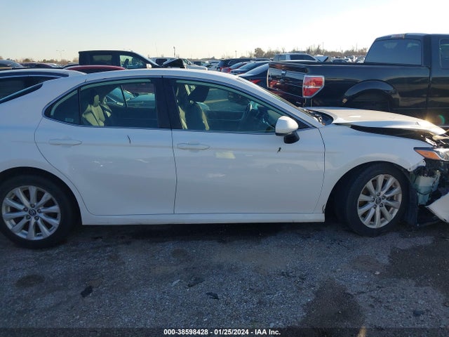 Toyota CAMRY LE 2019 4T1B11HK4KU163338 Image 13