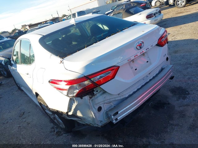 Toyota CAMRY LE 2019 4T1B11HK4KU163338 Image 3