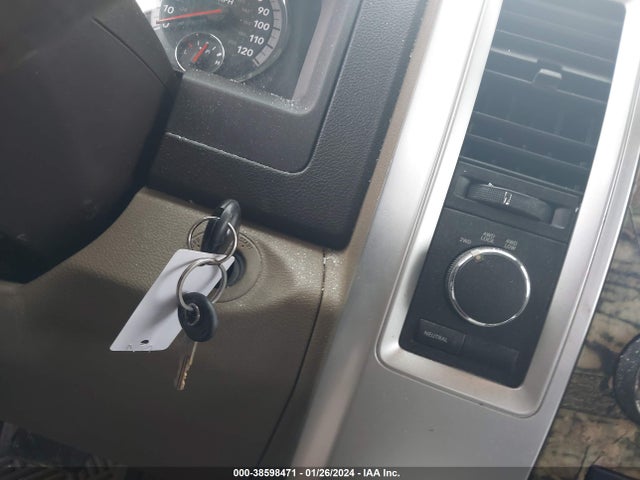 2012 RAM 1500 SLT VIN: 1C6RD7LT8CS208461